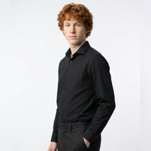 Van Heusen  Slim Fit Black Solid Dress Shirt 15-15.5 M 32/33 Wrinkle Free